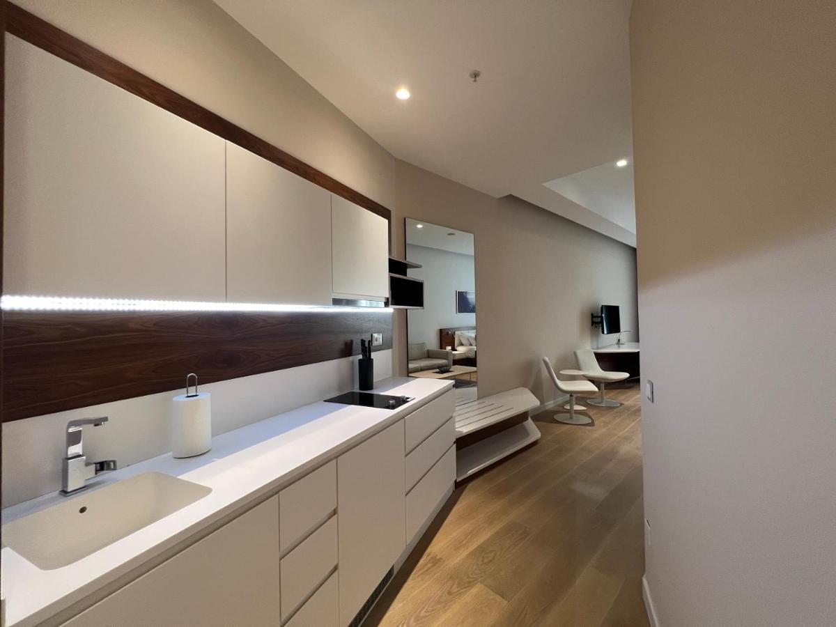 Condo Studio Plaza Μπούντβα Εξωτερικό φωτογραφία