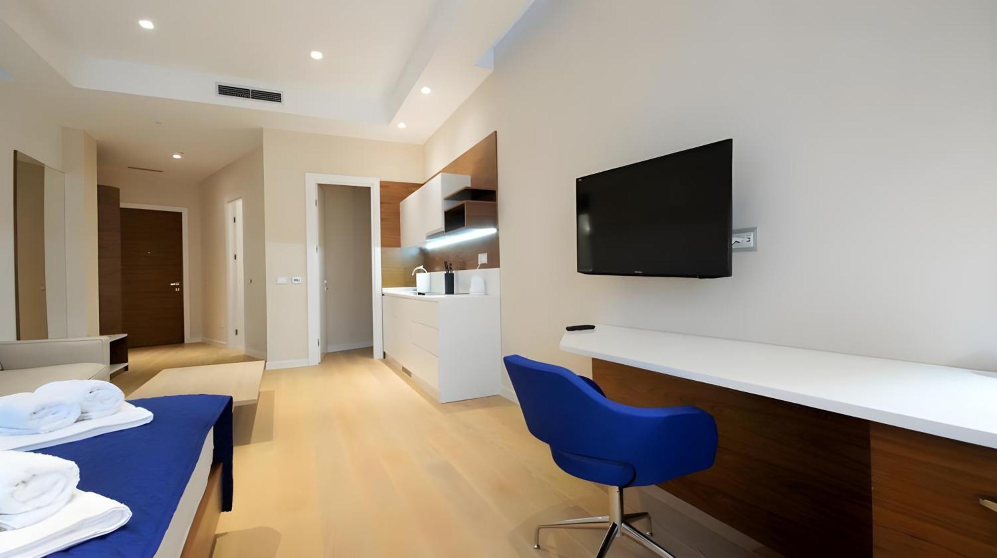 Condo Studio Plaza Μπούντβα Δωμάτιο φωτογραφία