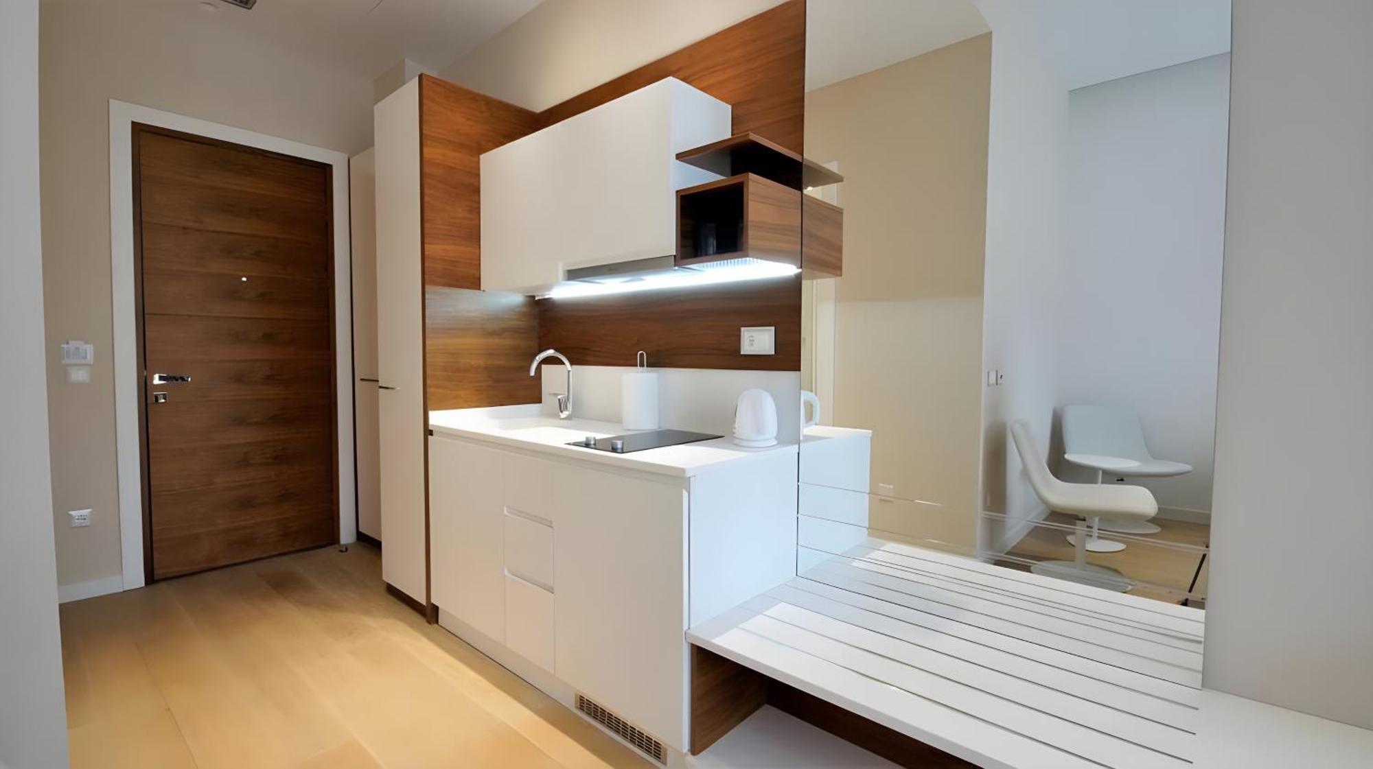 Condo Studio Plaza Μπούντβα Δωμάτιο φωτογραφία
